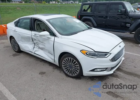 2017 Ford Fusion Hybrid Titanium из США, поврежденный, VIN 3FA6P0RU1HR233107
